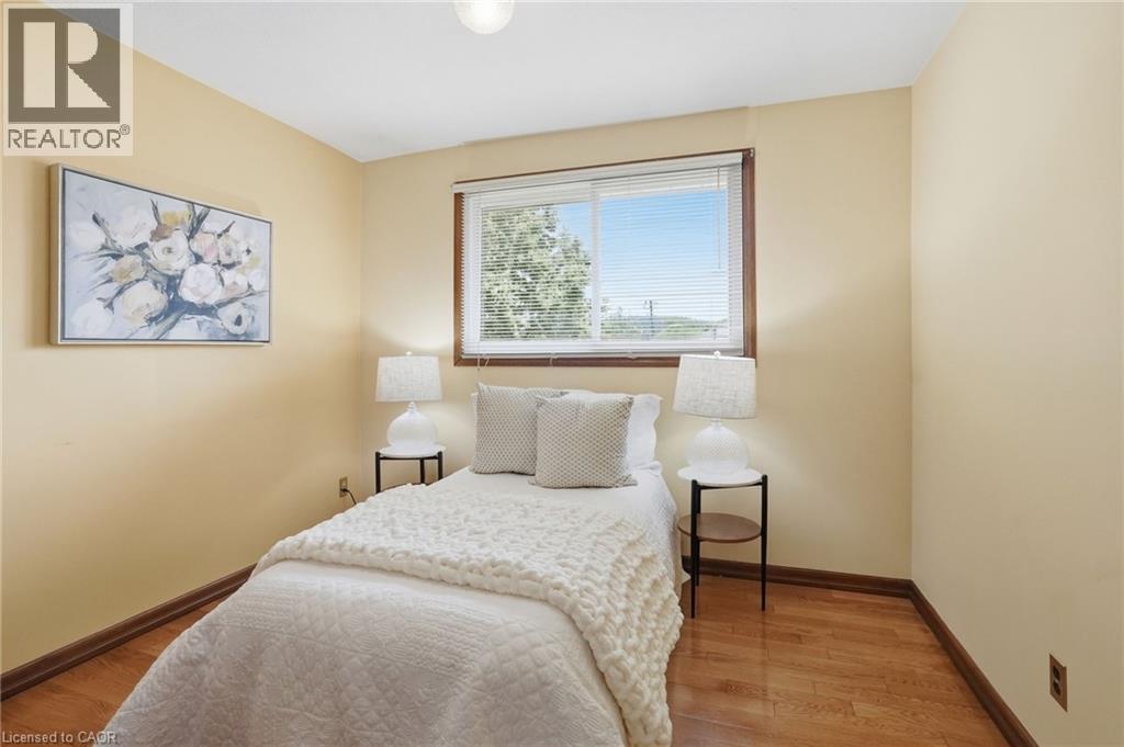 57 NEIL Avenue - 32