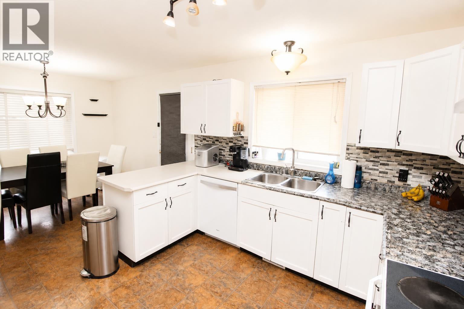 3055 PEARSON ROAD - 6
