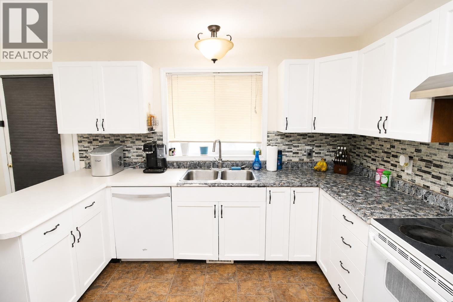 3055 PEARSON ROAD - 5
