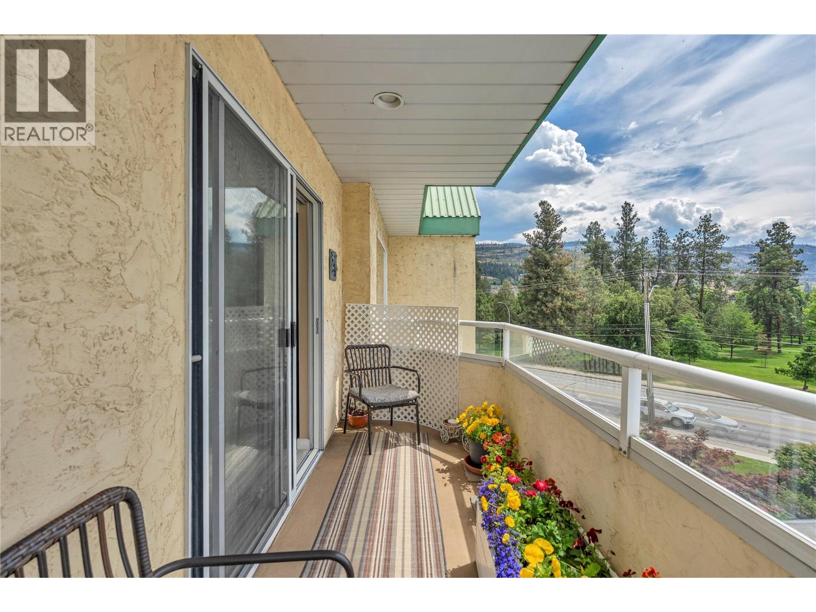 #303 3595 Skaha Lake Road - 13