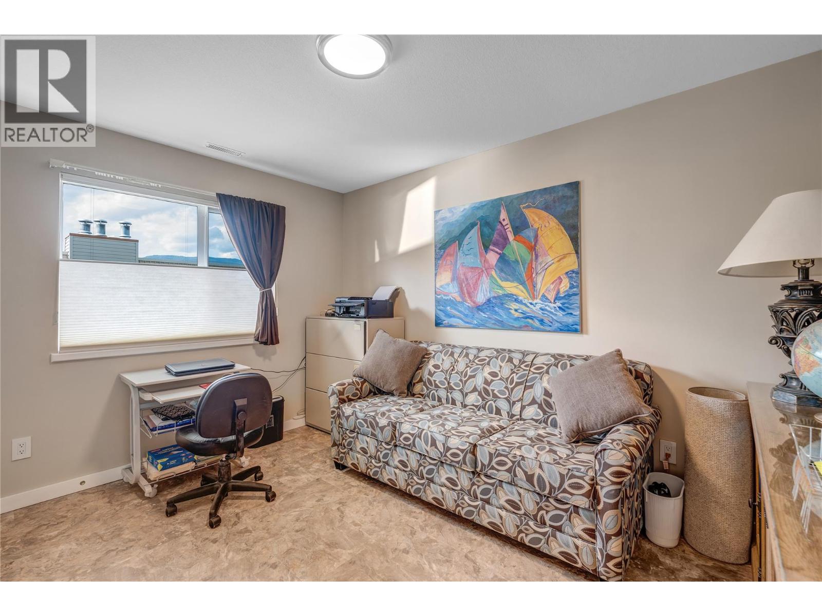 #303 3595 Skaha Lake Road - 19