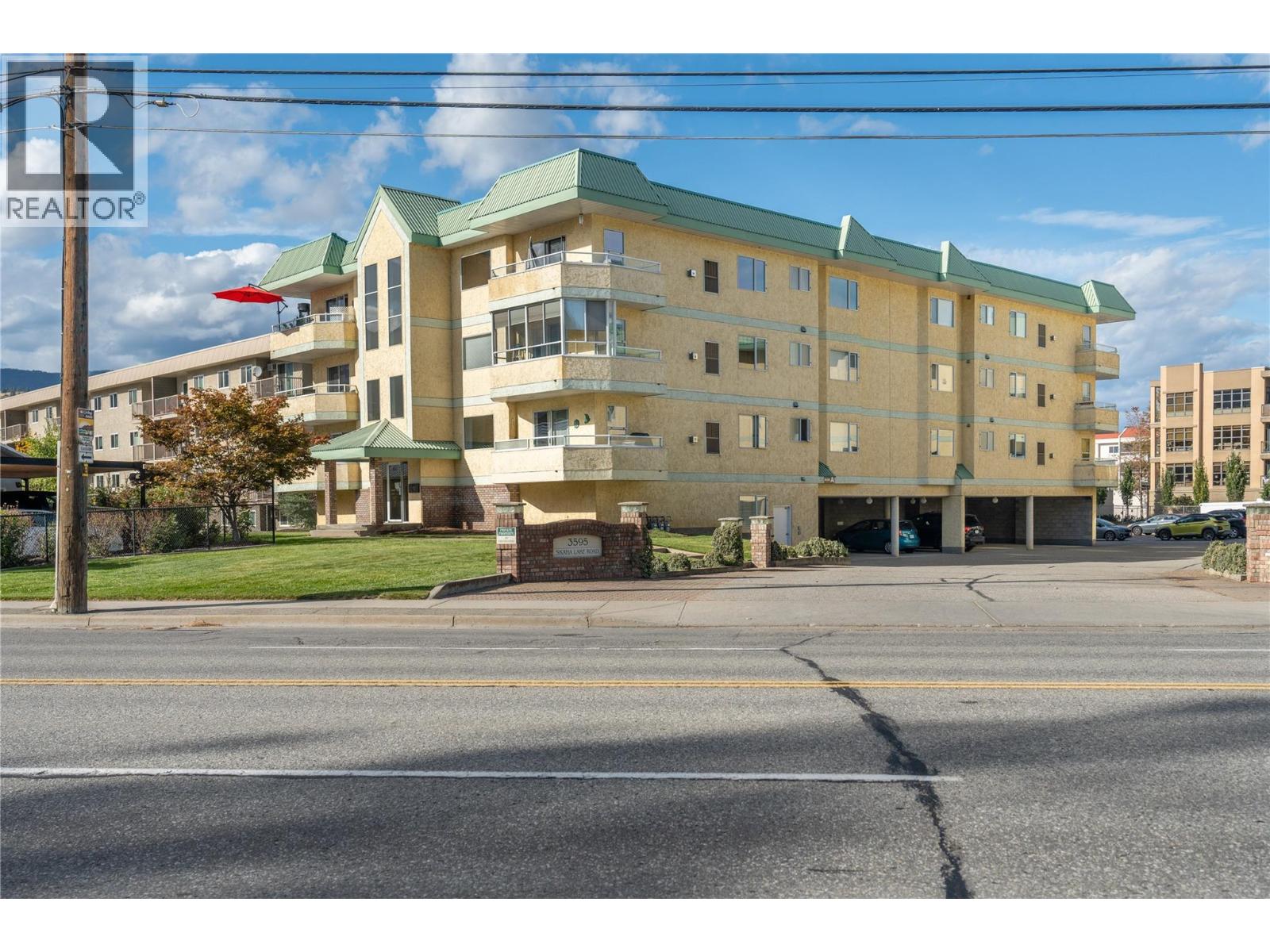 #303 3595 Skaha Lake Road - 39