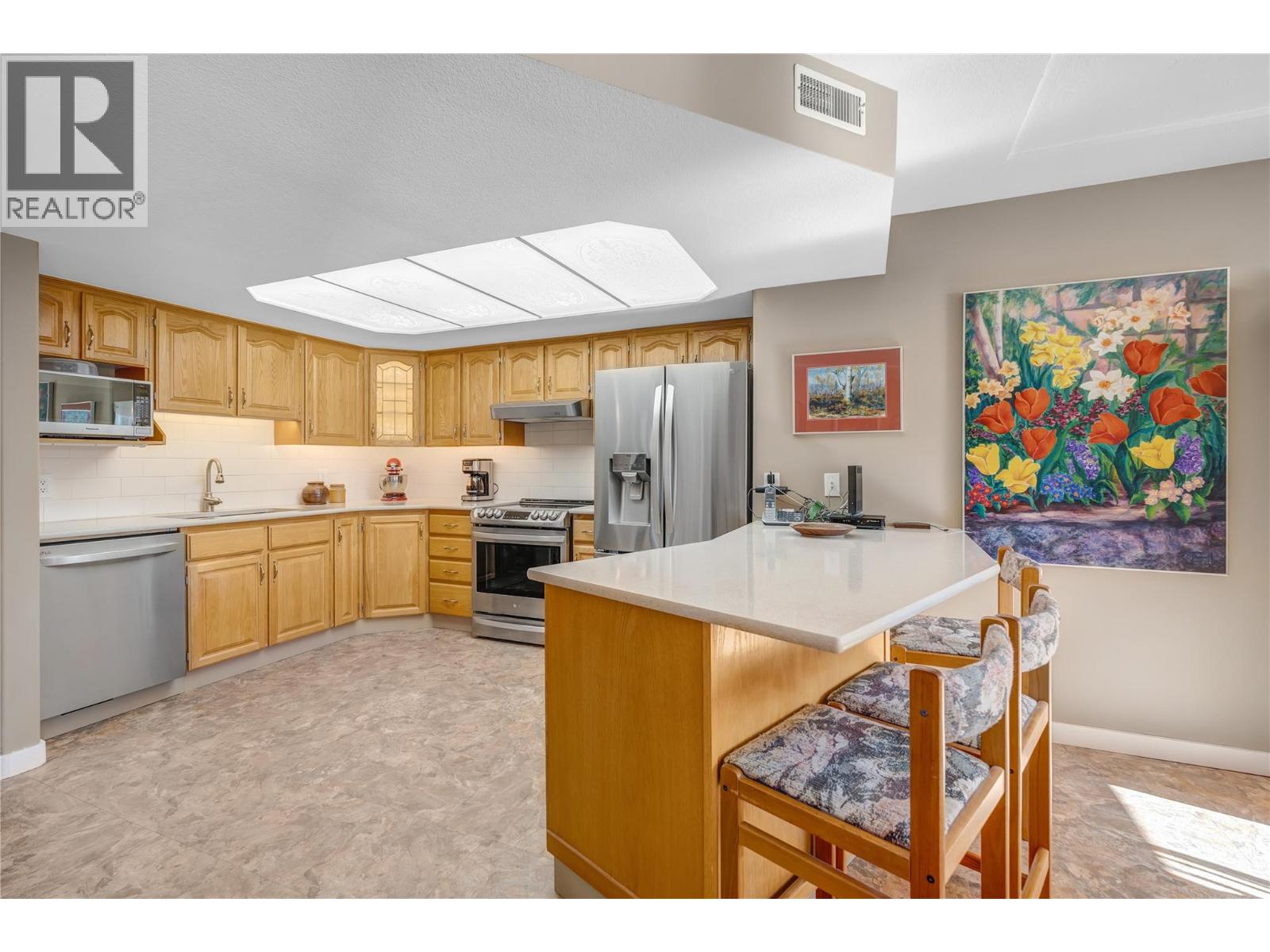 #303 3595 Skaha Lake Road - 8