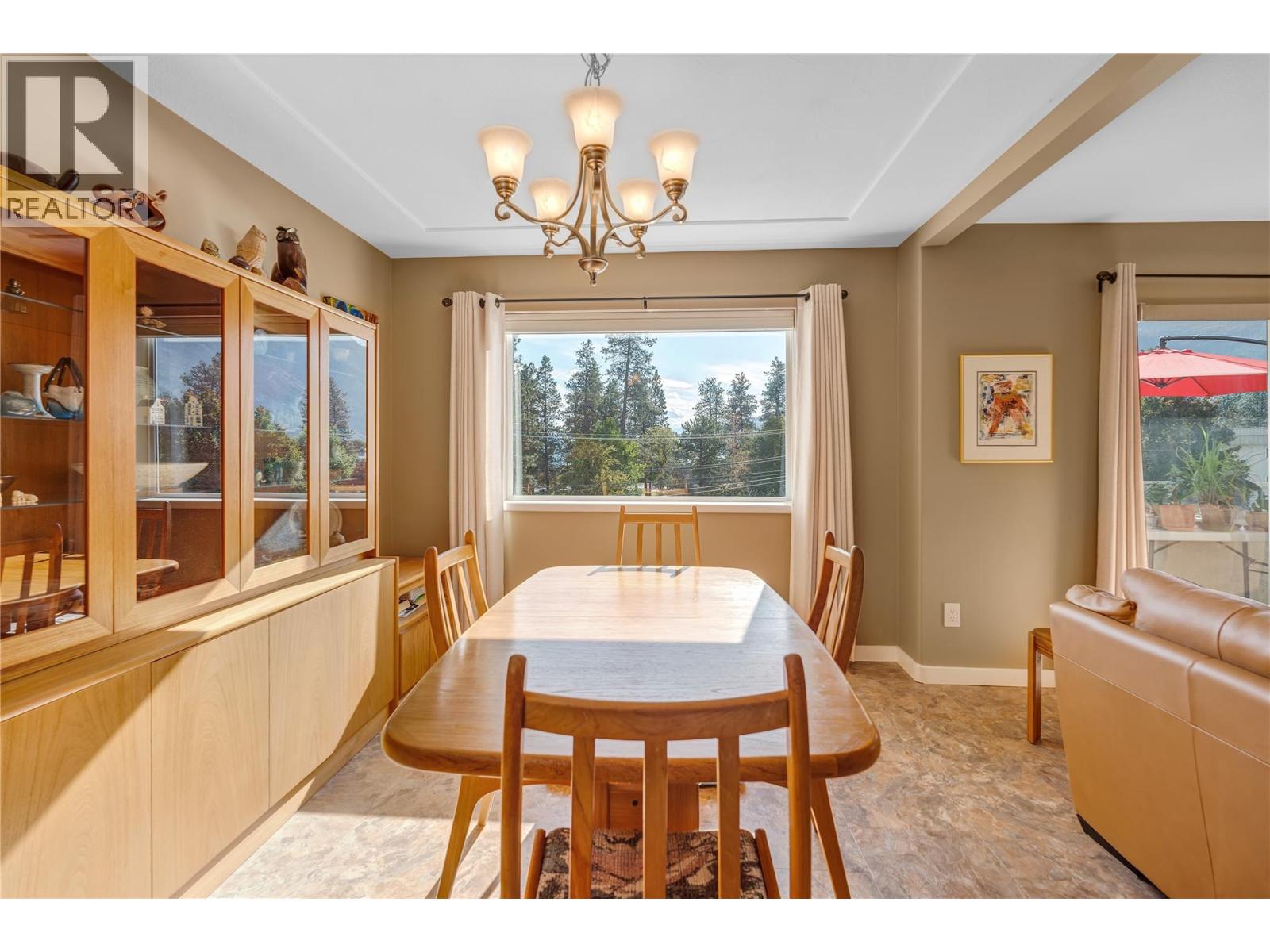 #303 3595 Skaha Lake Road - 10