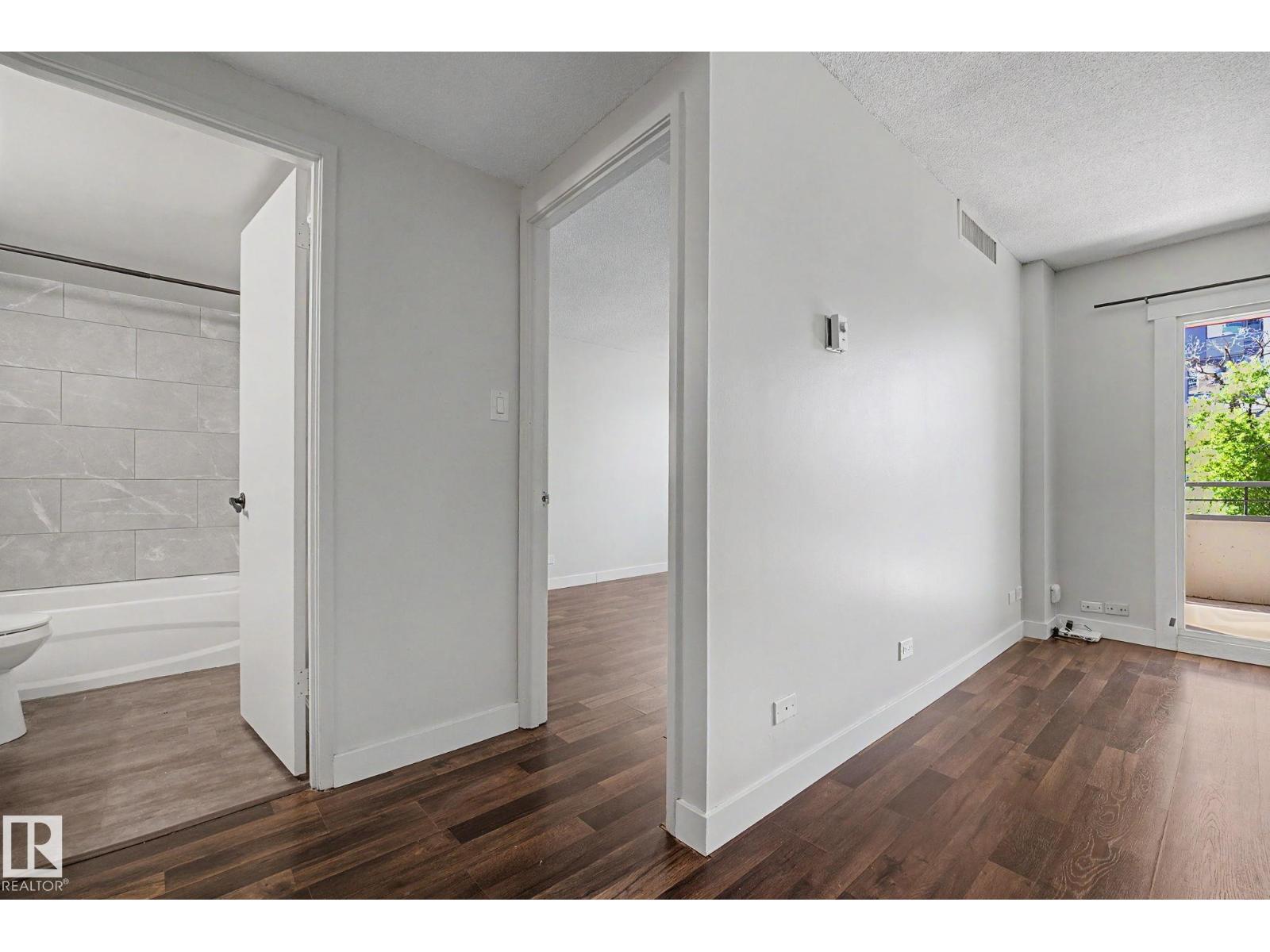 #304 10140 120 ST NW - 12