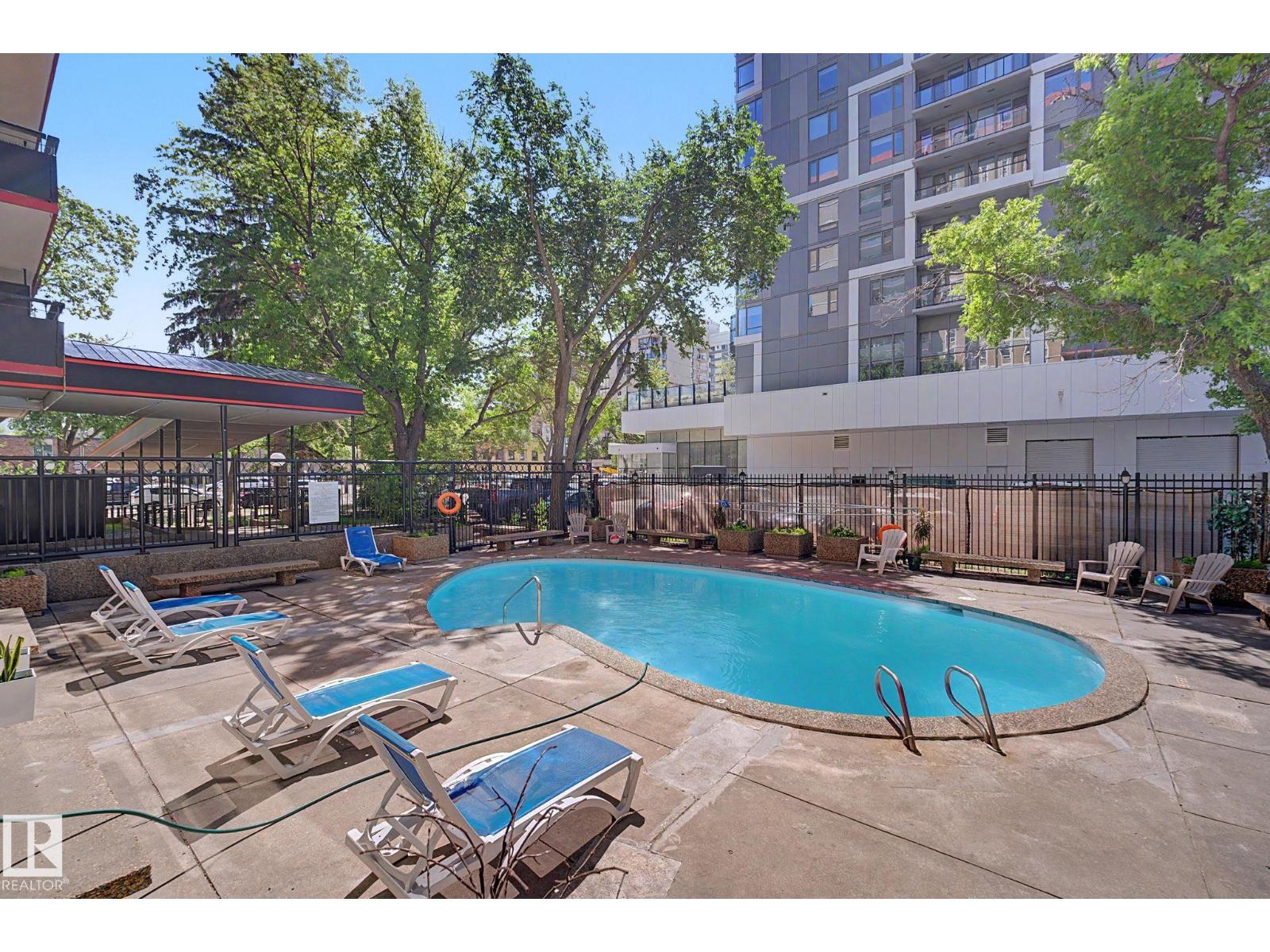 #304 10140 120 ST NW - 39