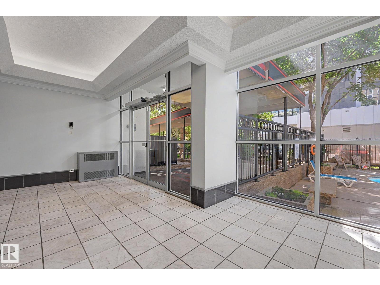 #304 10140 120 ST NW - 40