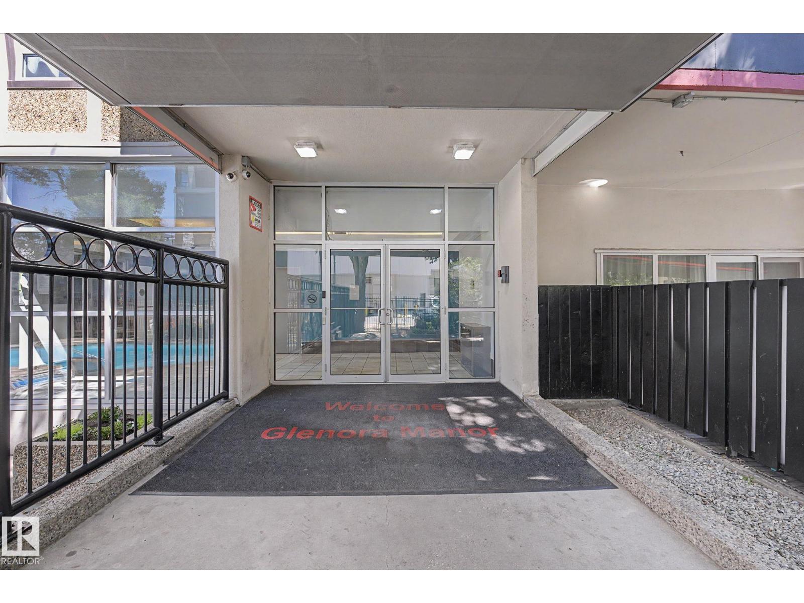 #304 10140 120 ST NW - 42