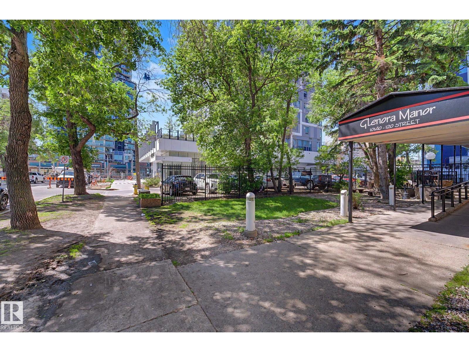 #304 10140 120 ST NW - 46
