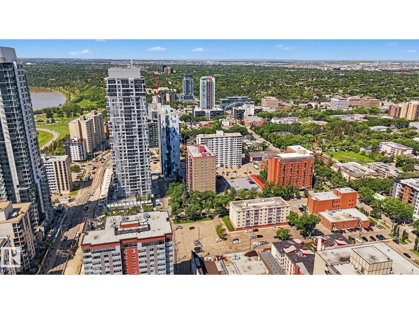 #304 10140 120 ST NW - 52