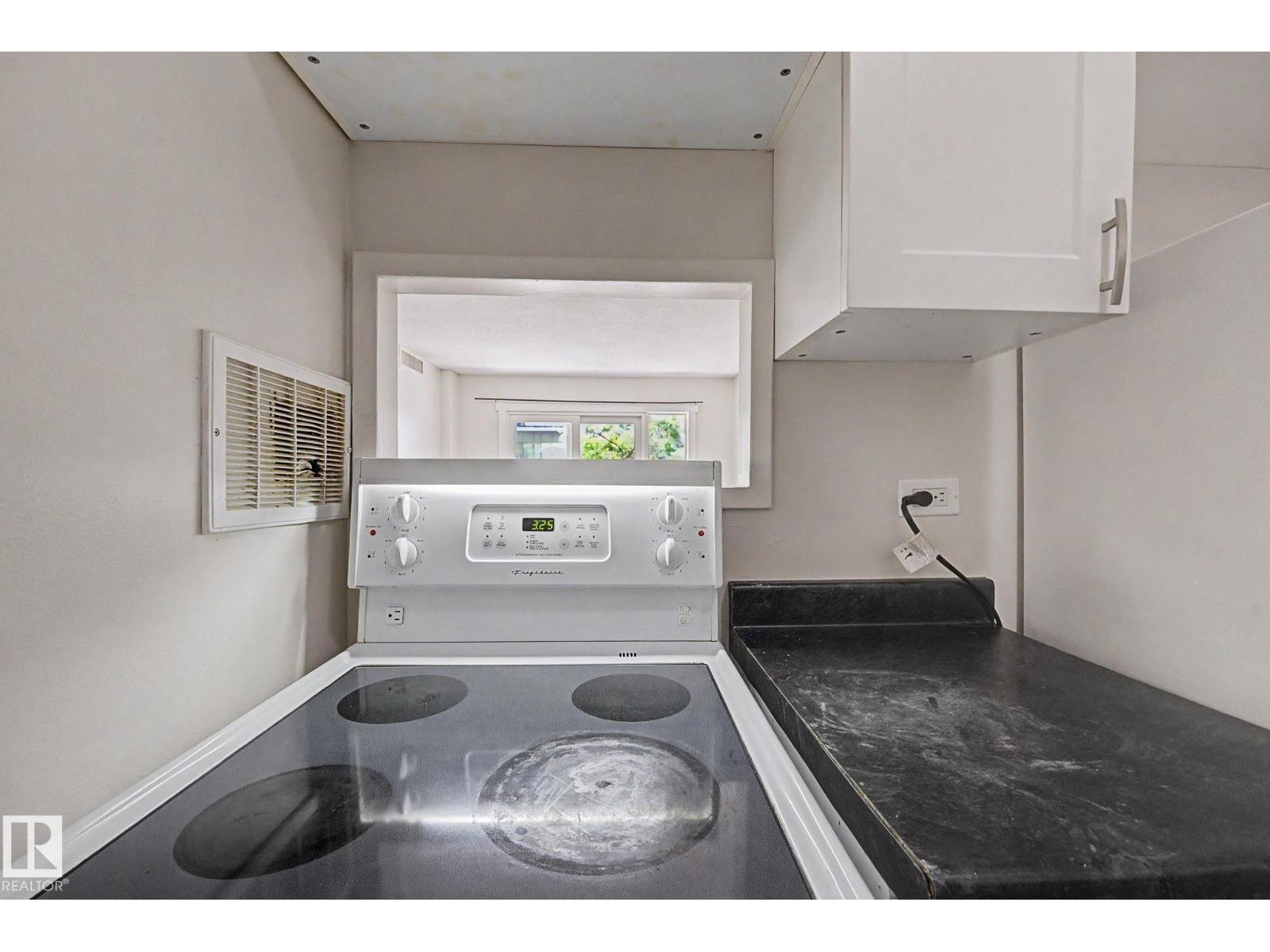 #304 10140 120 ST NW - 6