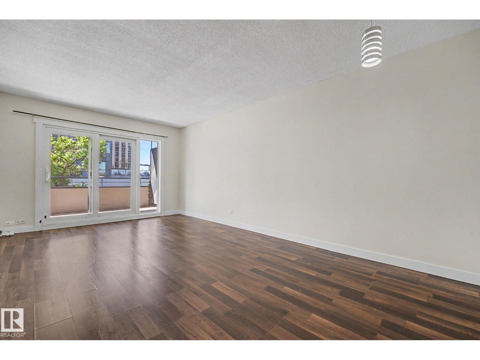 #304 10140 120 ST NW - 9