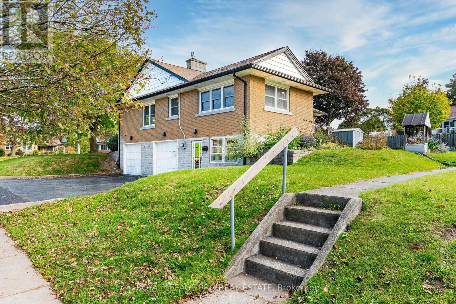 107 WEBER STREET S - 33