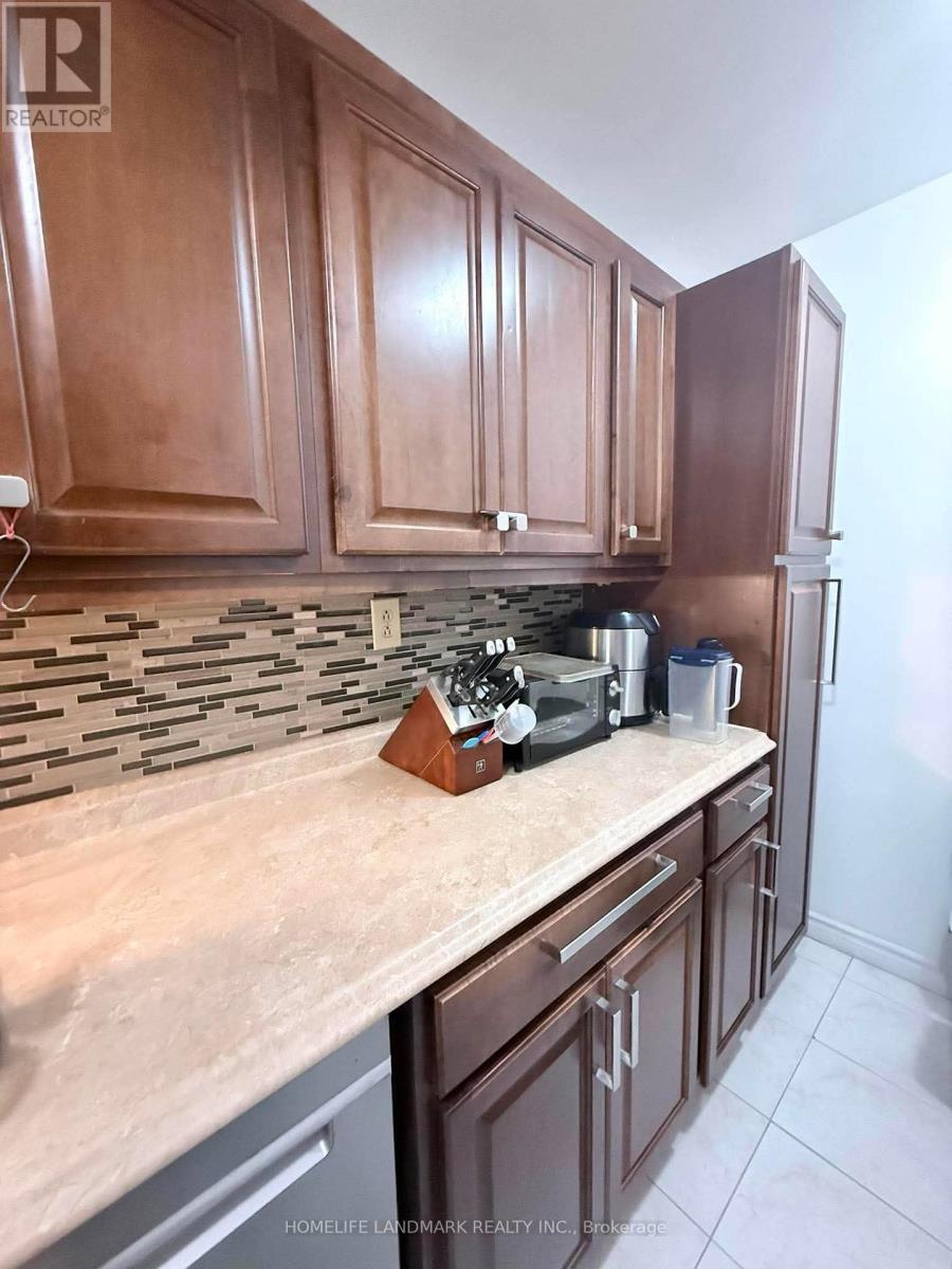 #109 25 SILVER SPRINGS BOULEVARD - 4
