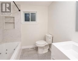36 Maplegrove Avenue, Bradford West Gwillimbury, ON L3Z1S1 Photo 11