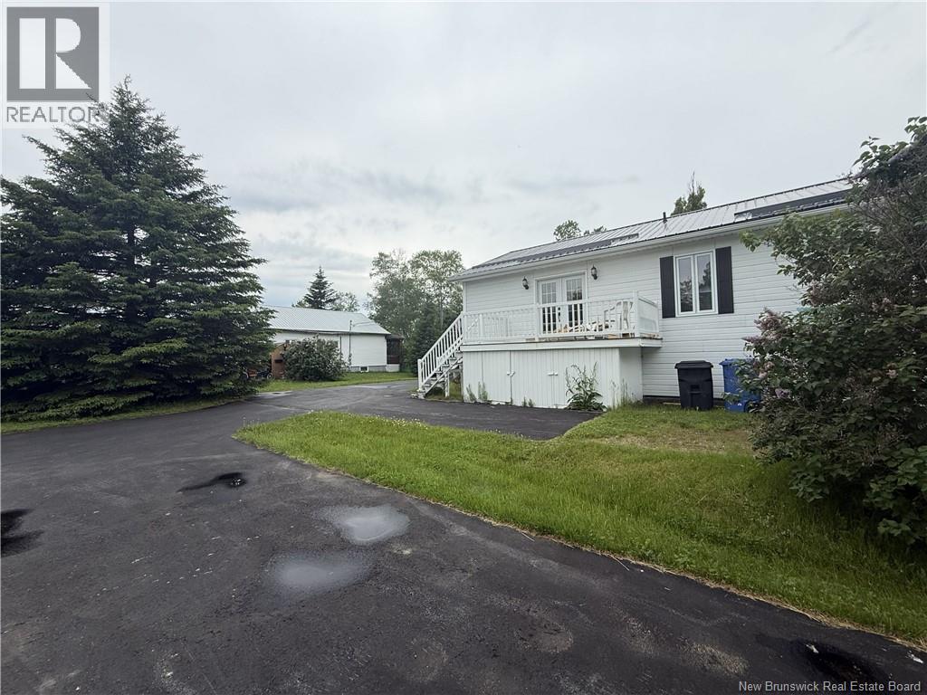 431 Boulevard des Acadiens - 11
