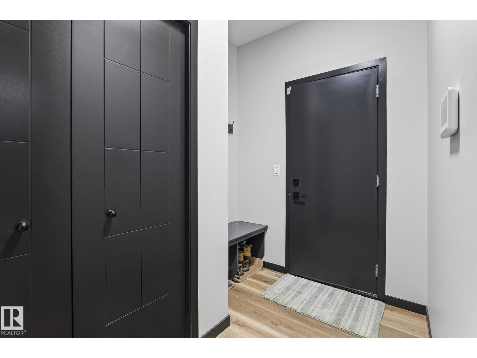 5110 23A ave SW - 16