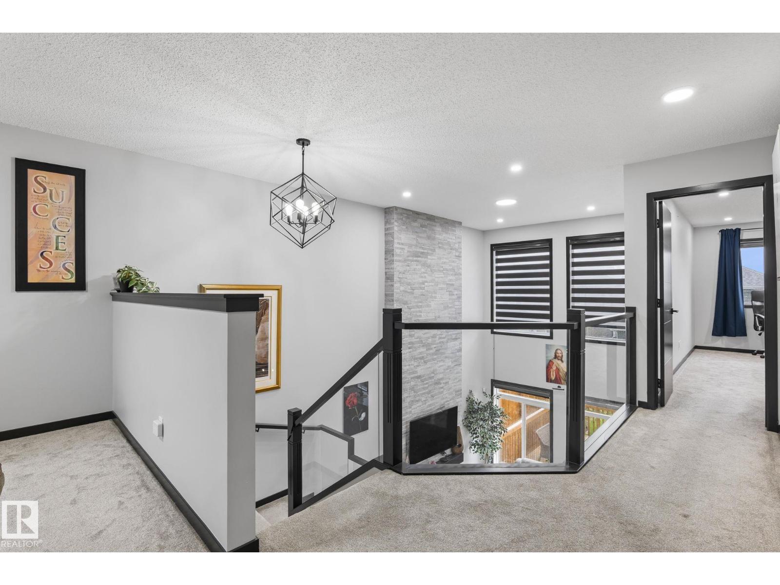 5110 23A ave SW - 17