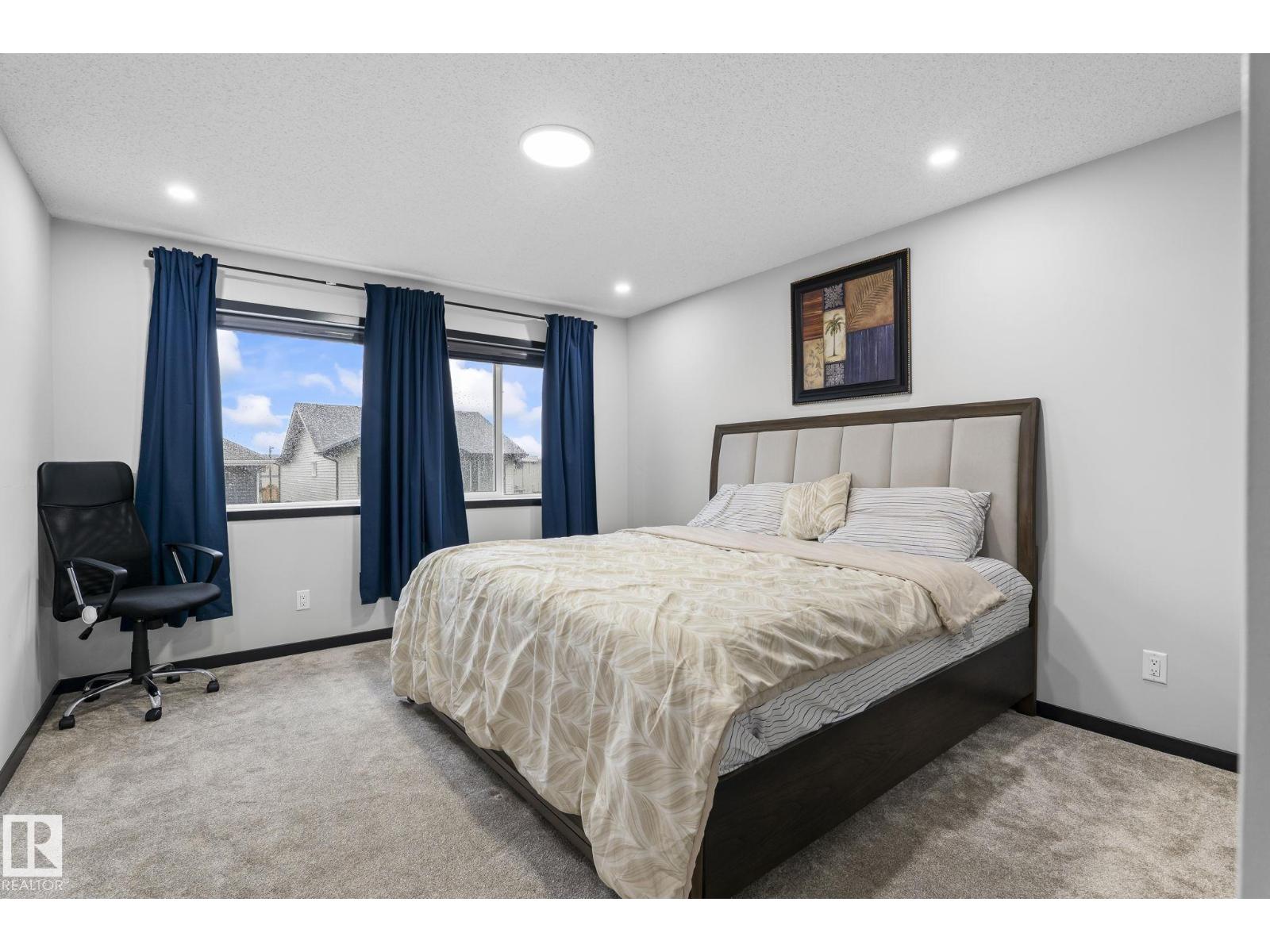 5110 23A ave SW - 20