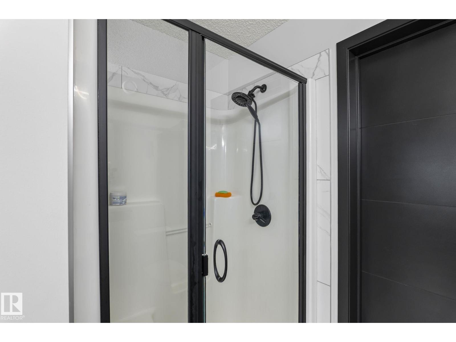 5110 23A ave SW - 23