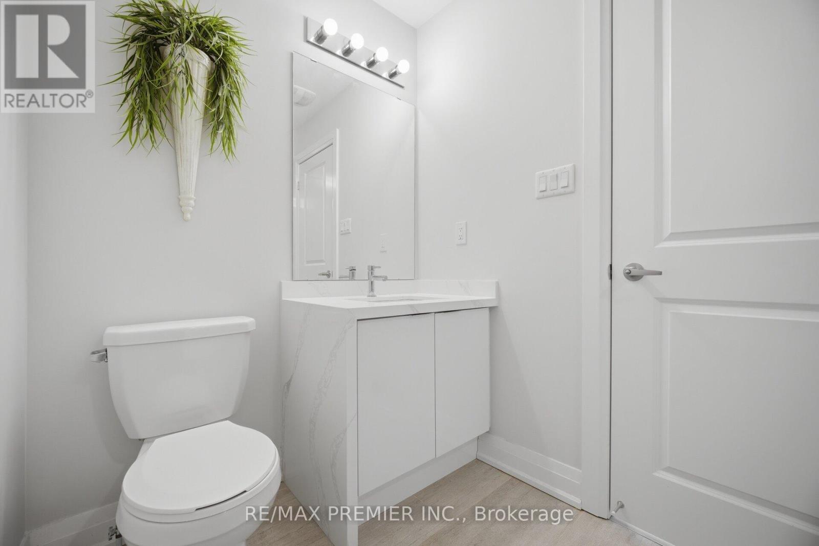 43 WILD ROSE GARDENS - 27