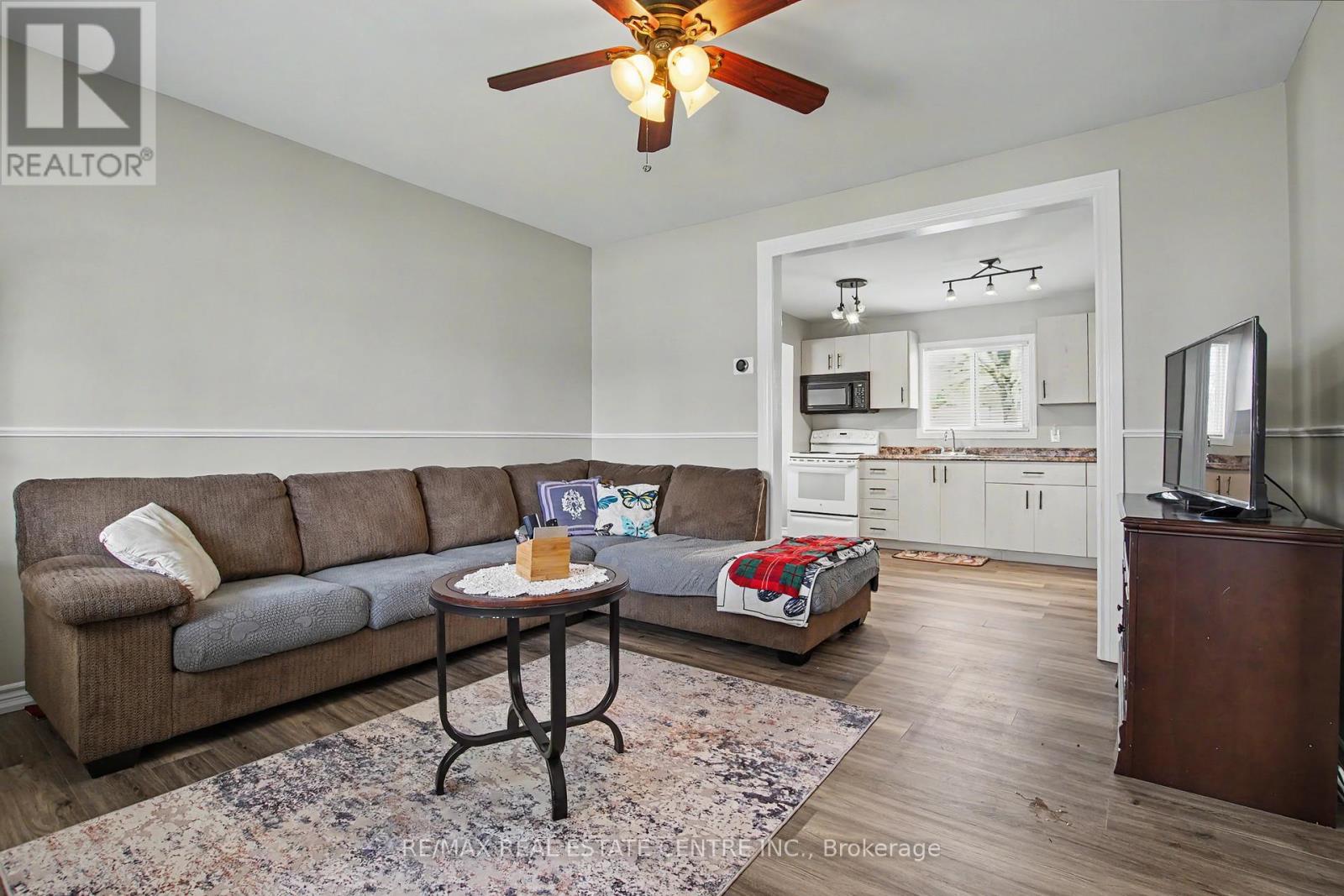 123 NORFOLK AVENUE - 5
