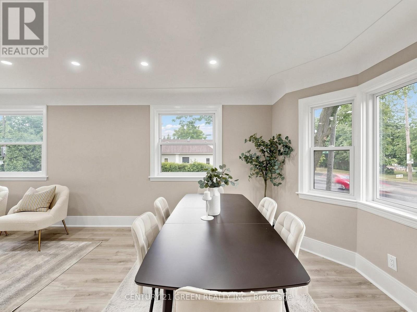 87 FENNELL AVENUE W - 13