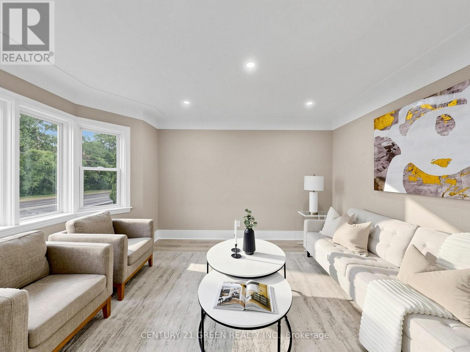 87 FENNELL AVENUE W - 6
