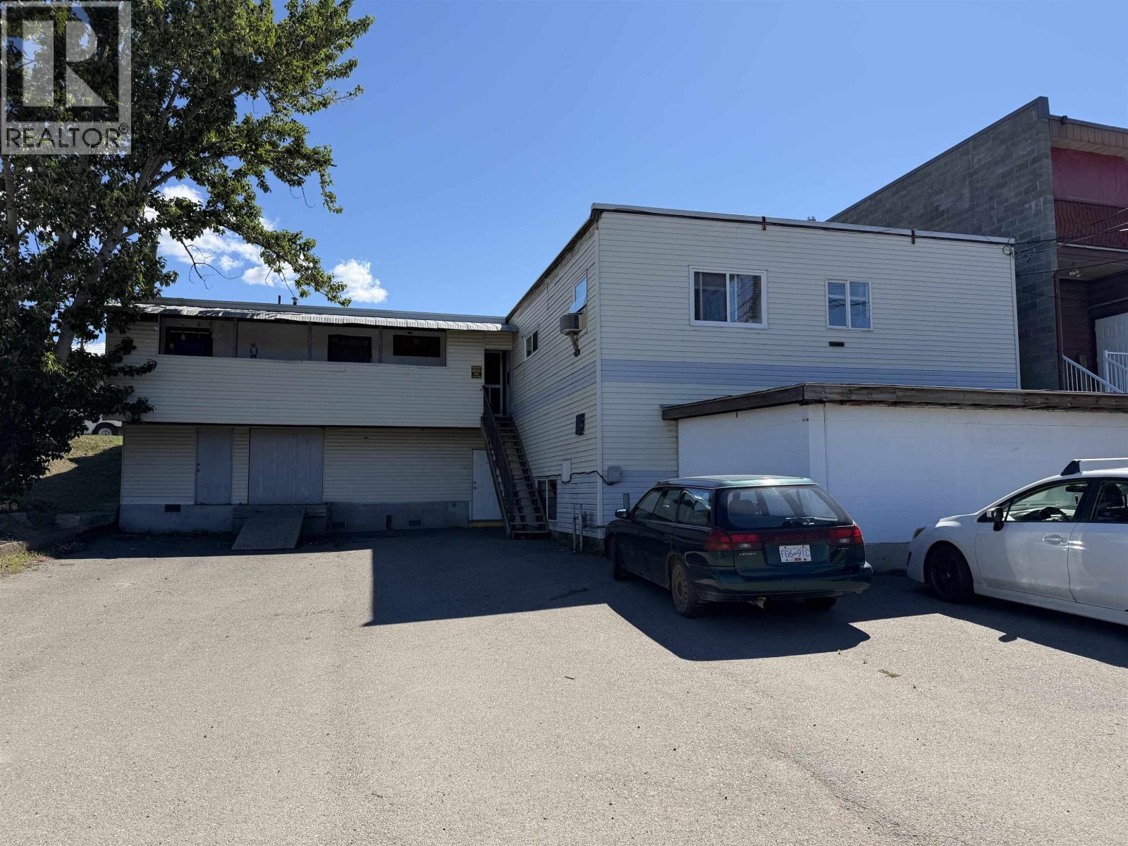 147 N FIRST AVENUE, Williams Lake — photo 2