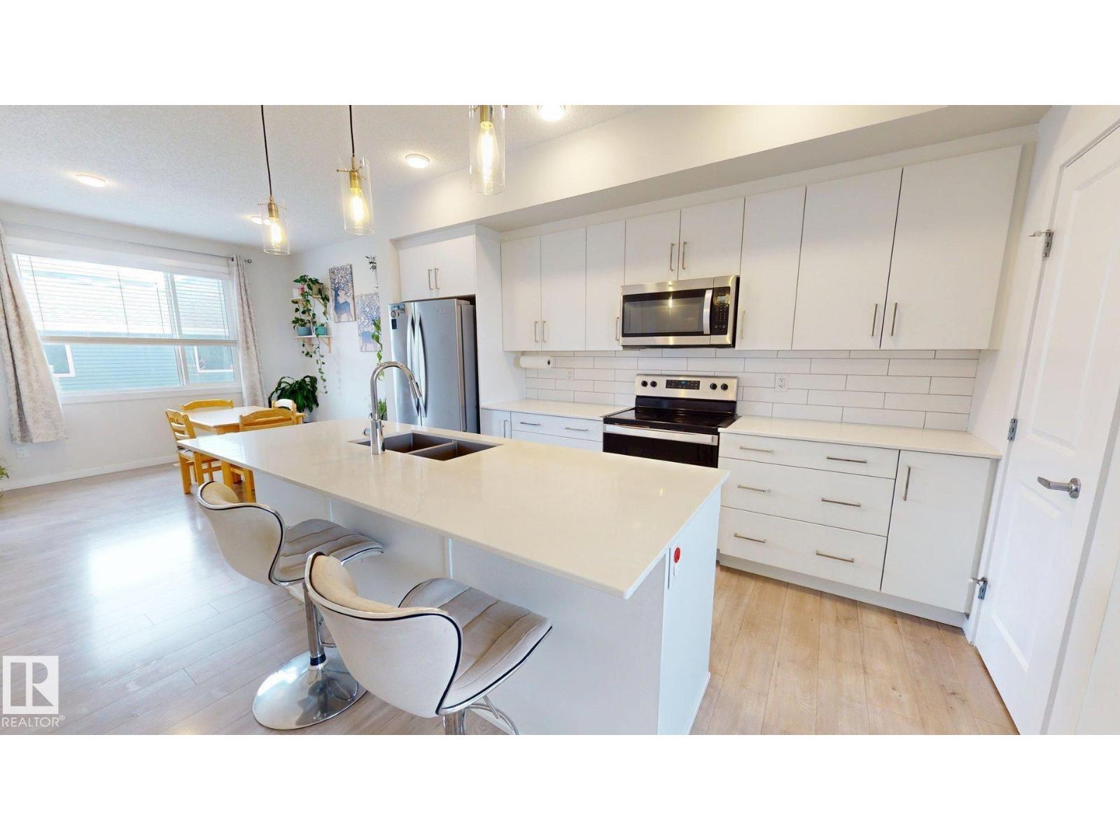2093 MAPLE RD NW - 3