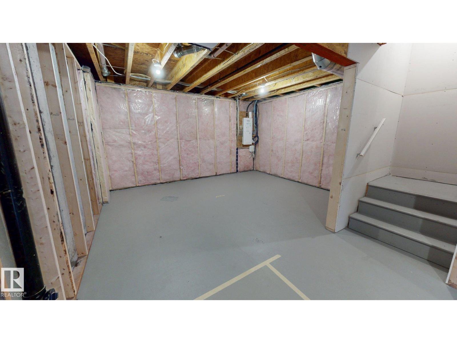 2093 MAPLE RD NW - 20