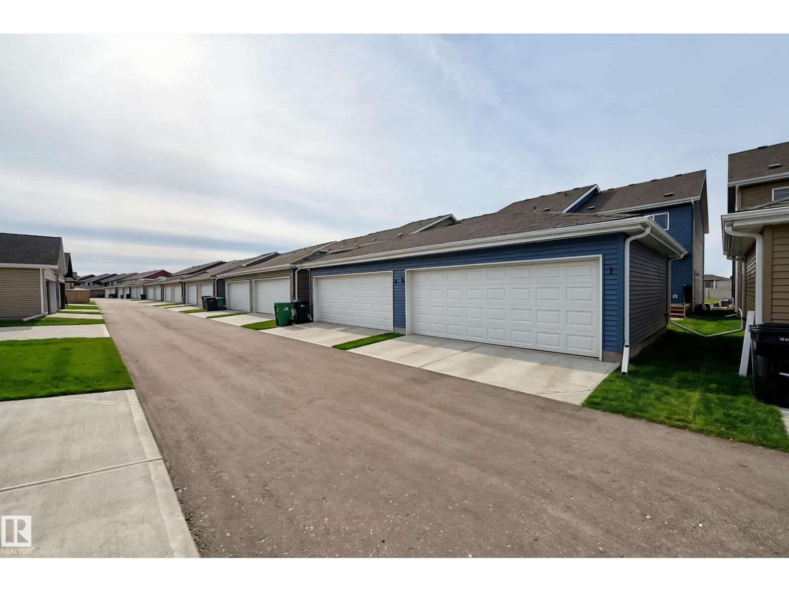 2093 MAPLE RD NW - 26