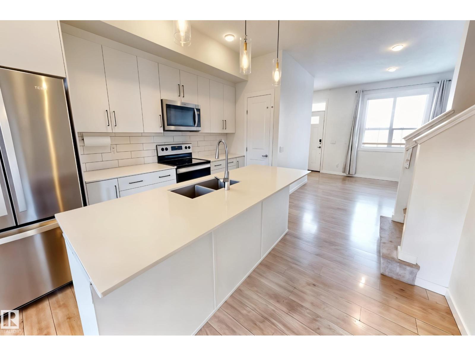 2093 MAPLE RD NW - 5