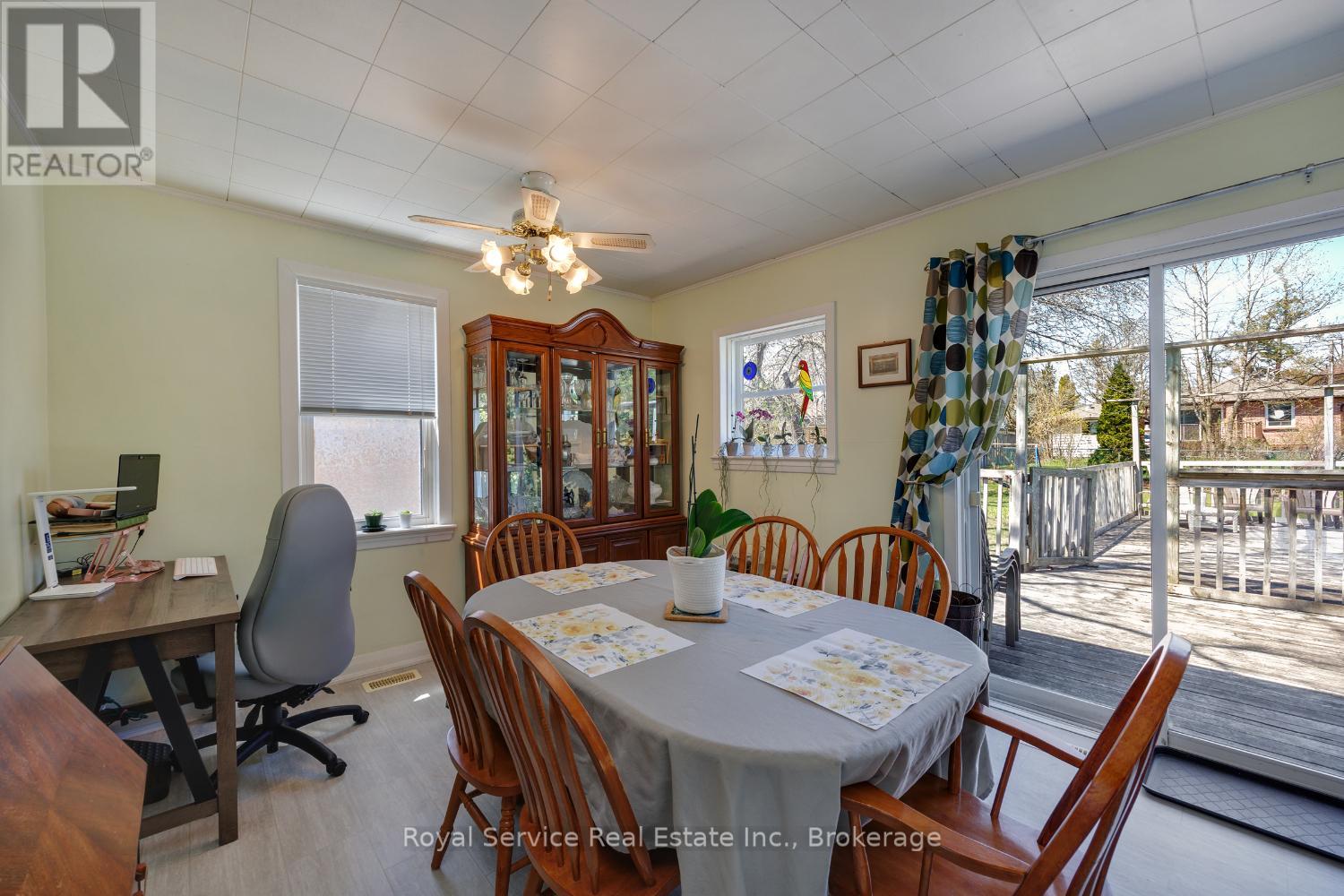 210 SHELBOURNE STREET - 16