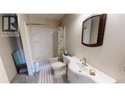 2660 95 Highway, Brisco, BC V0A1B0 Photo 28
