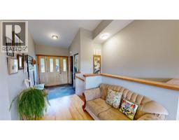 2660 95 Highway, Brisco, BC V0A1B0 Photo 22