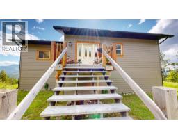 2660 95 Highway, Brisco, BC V0A1B0 Photo 43