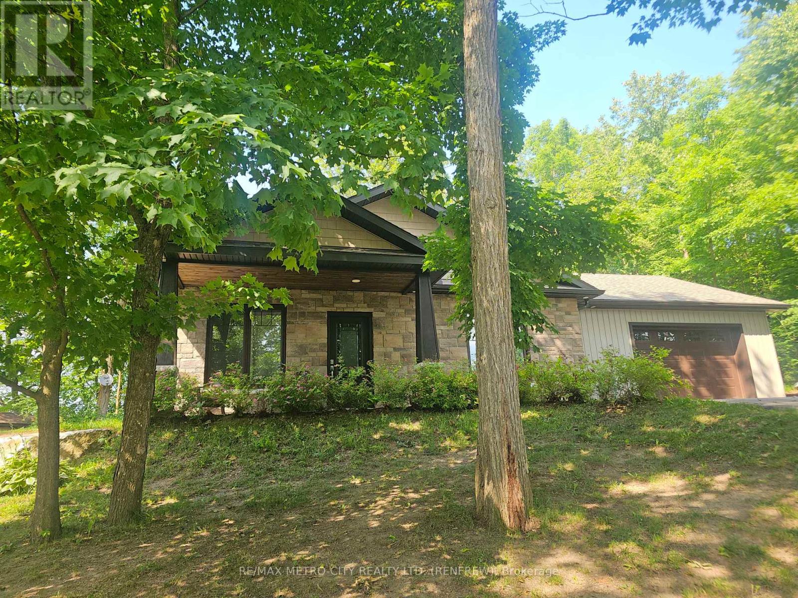 19 PALLEN ROAD - 2