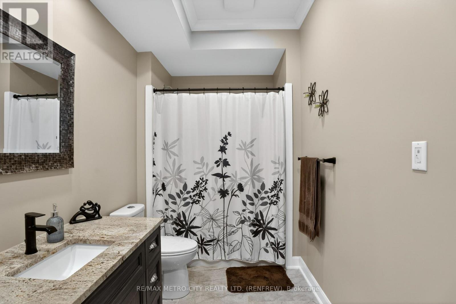 19 PALLEN ROAD - 22