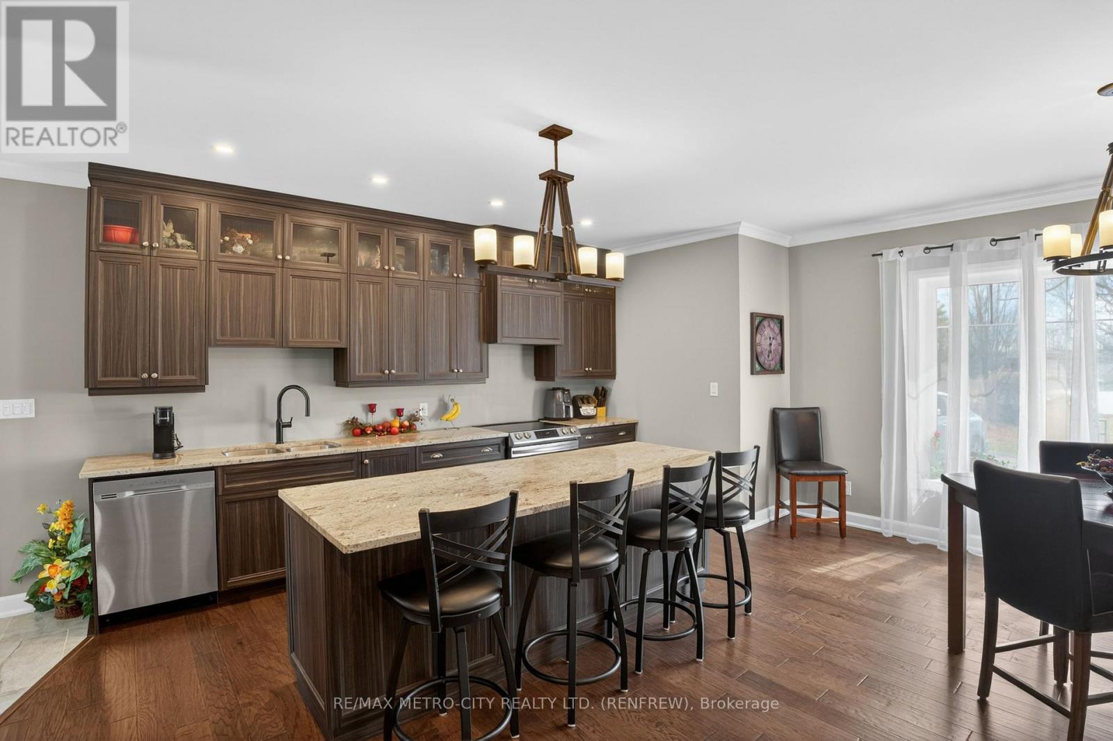 19 PALLEN ROAD - 9