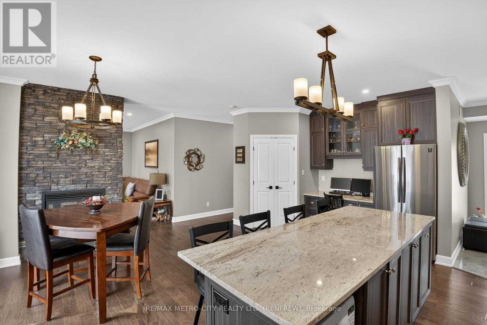 19 PALLEN ROAD - 6