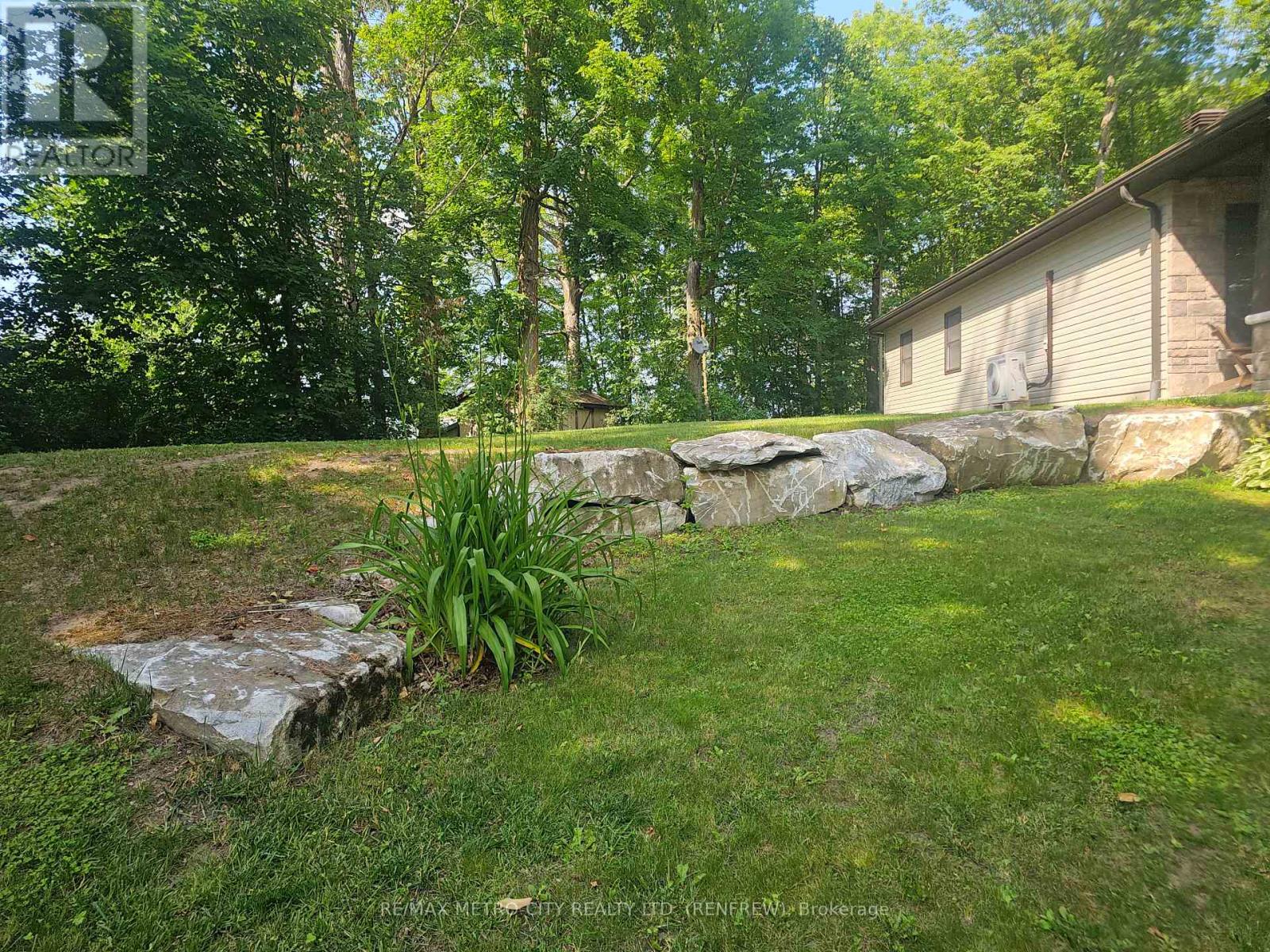 19 PALLEN ROAD - 27
