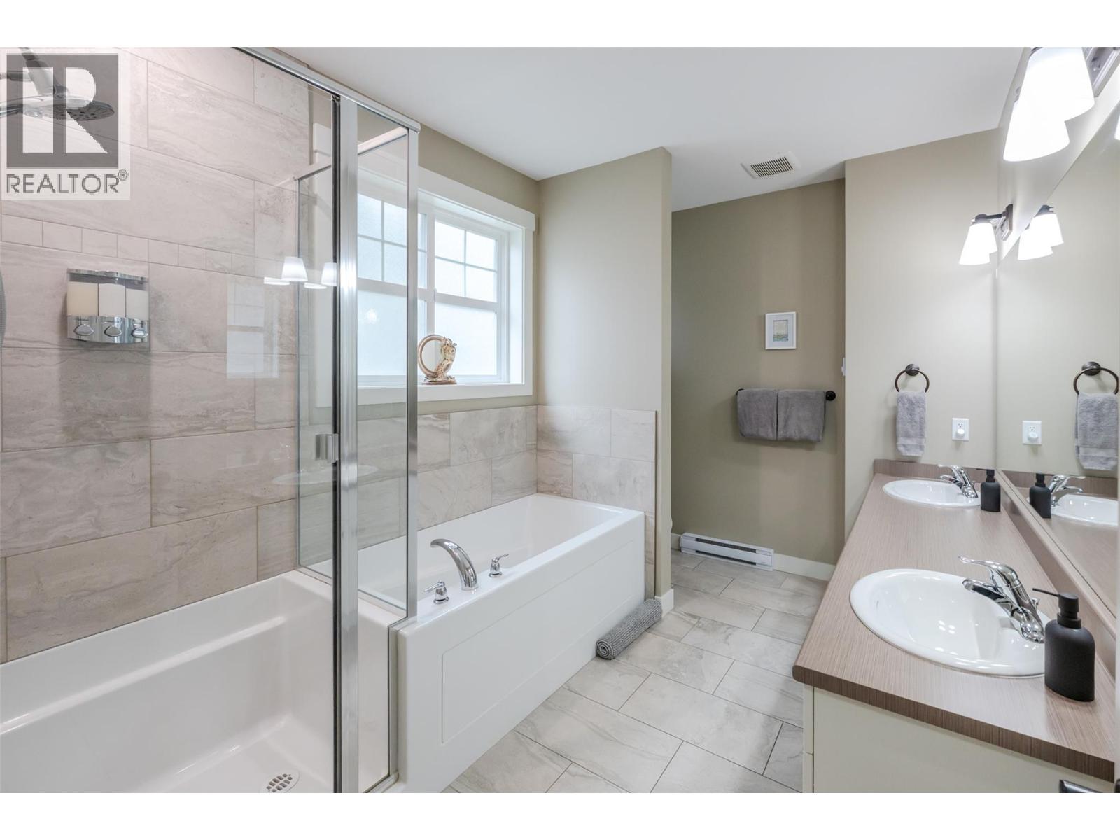 2450 Radio Tower Road Unit# 55, Oliver