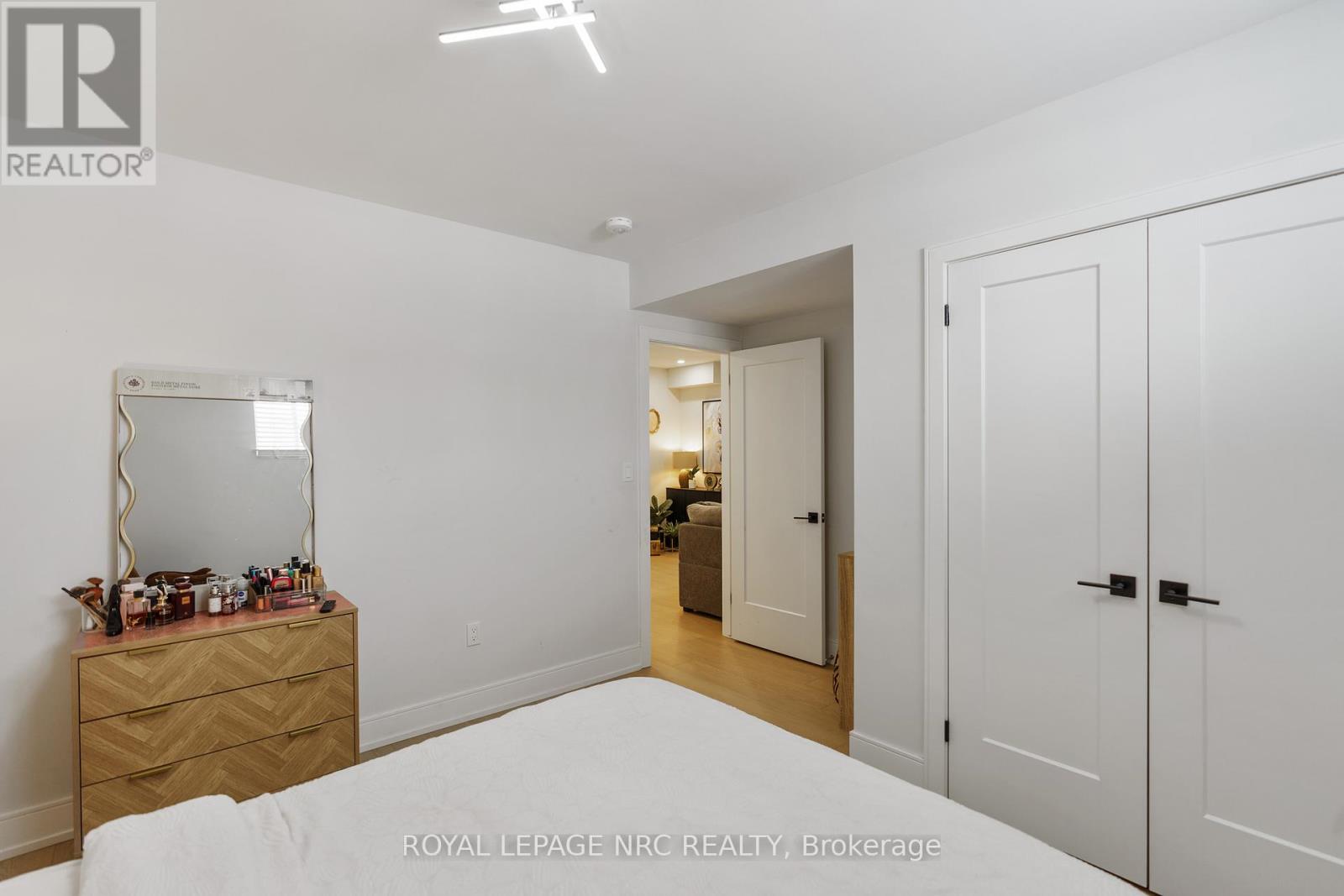 7384 SPLENDOUR DRIVE - 30
