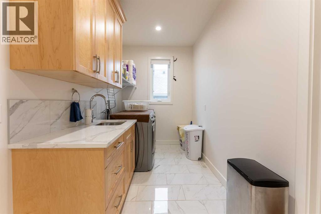 202 Lake Drive - 25