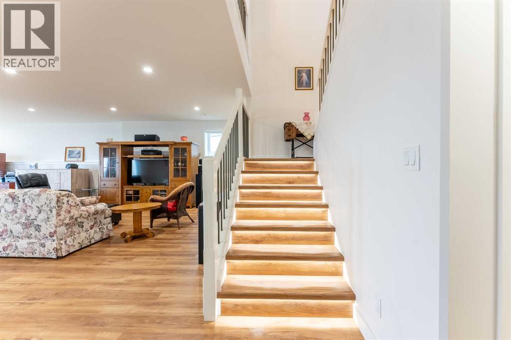 202 Lake Drive - 27
