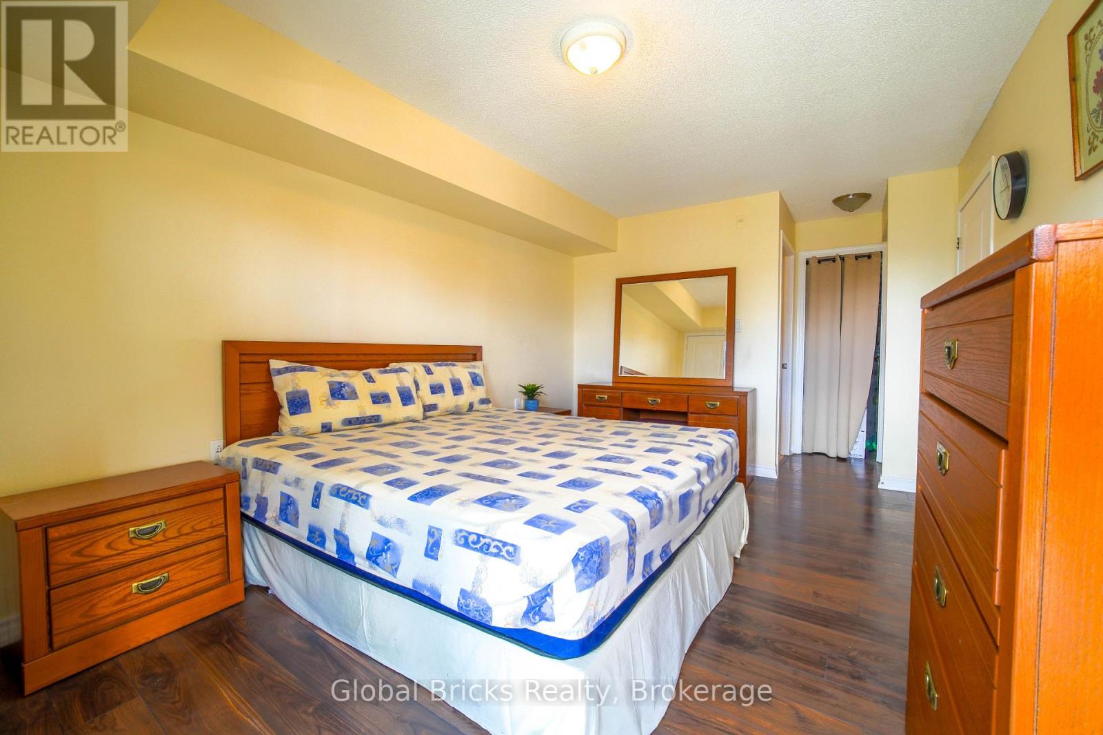 308- 872 Sheppard Avenue West, Toronto, ON photo 9