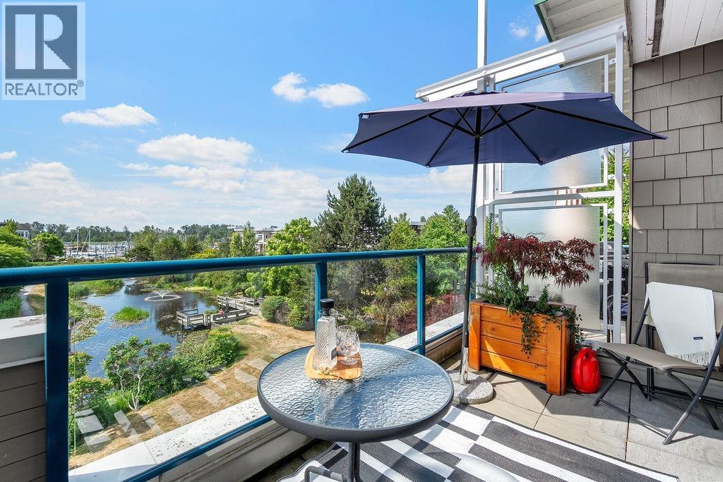 #405-5800 ANDREWS Road, Richmond