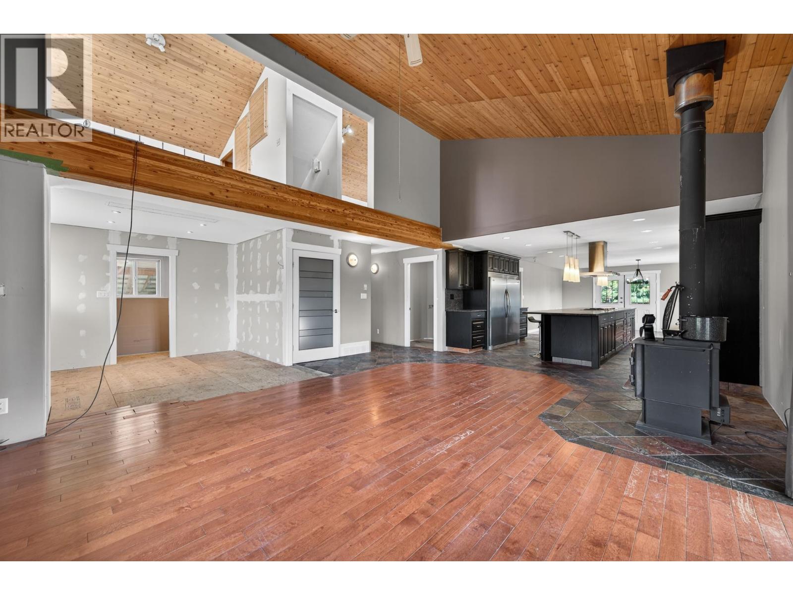 6391 HOUSEMAN ROAD - 9