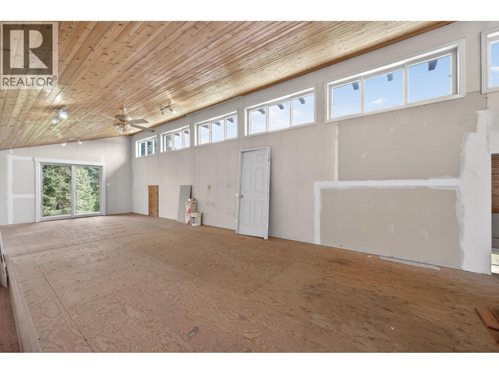 6391 HOUSEMAN ROAD - 30